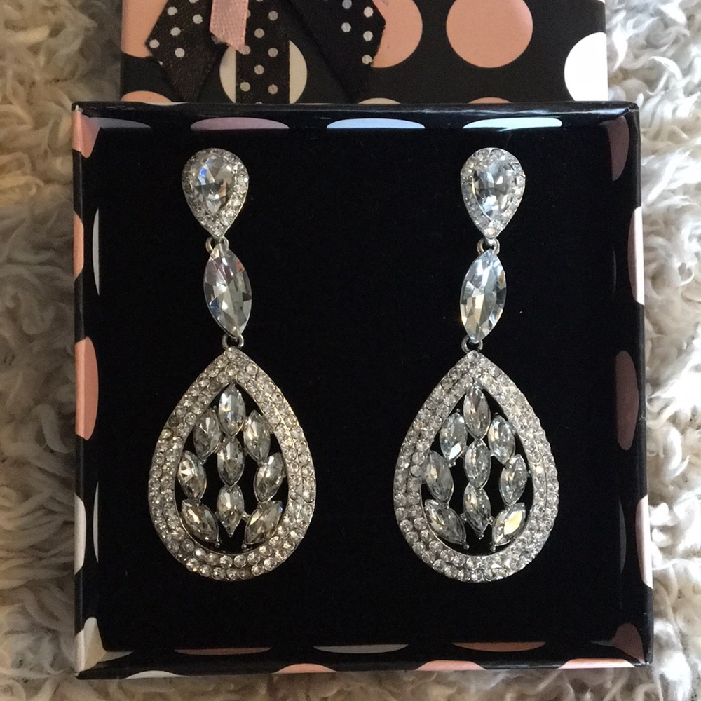 Earrings - costume - New